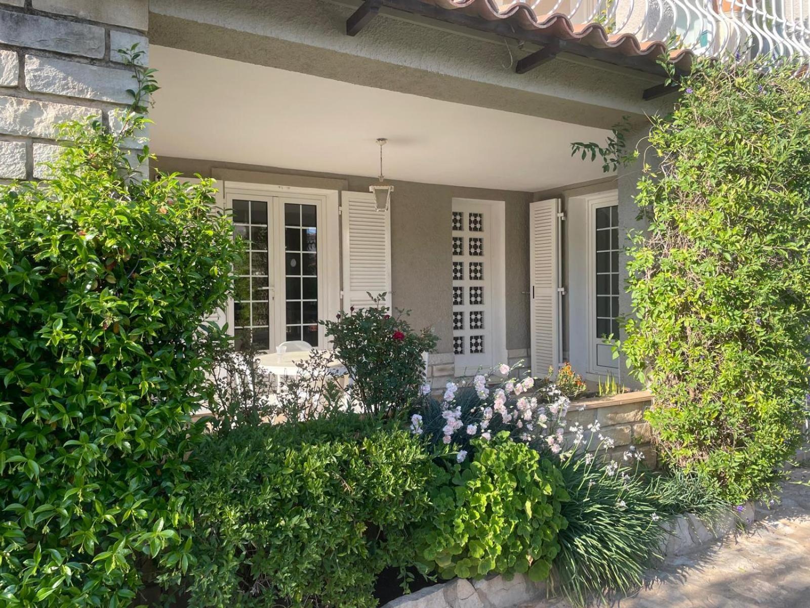 T2 En Rez De Villa Sanary-sur-Mer Exterior foto